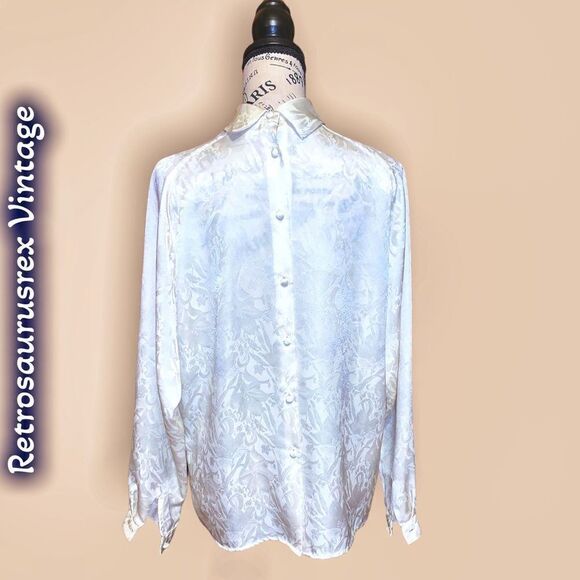 Vintage Cream Blouse - Picture 2 of 5